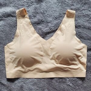 FIT- Seamless Cream Bra  Size L